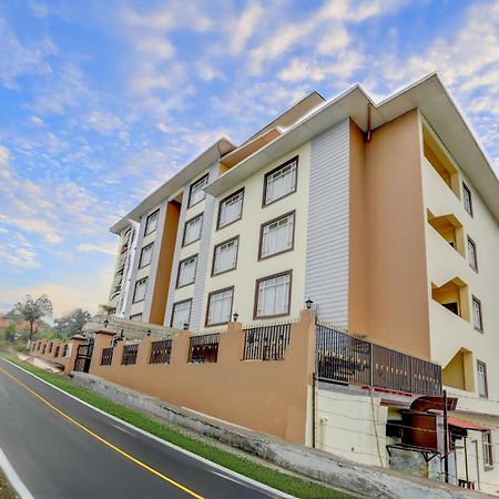Banari Regency By Summit Hotel Namchi Exterior photo